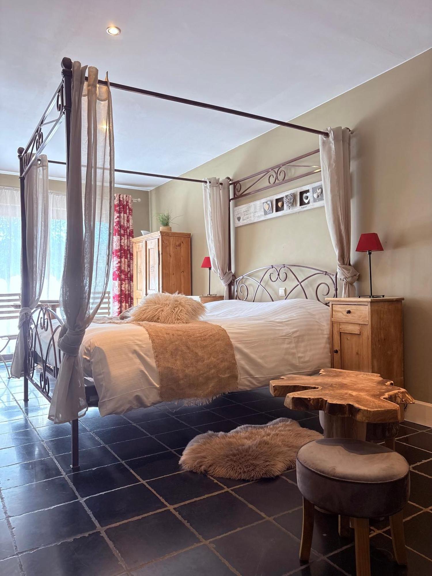 Comme A La Ferme Bed & Breakfast Durbuy Exterior photo